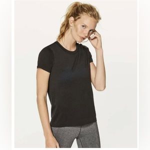 Lululemon short sleeve breeze shirt